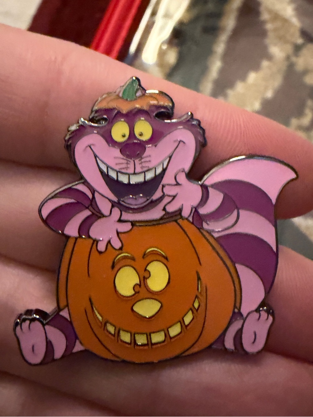 Loungefly Disney Cats & Dogs Halloween Blind Box Enamel Pin Hot Topic - Cheshire